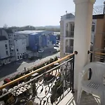 Excellent On The 6th Floor
