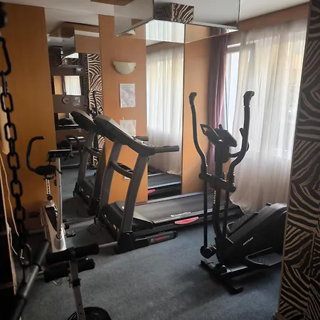 Excellent On The 6th Floor